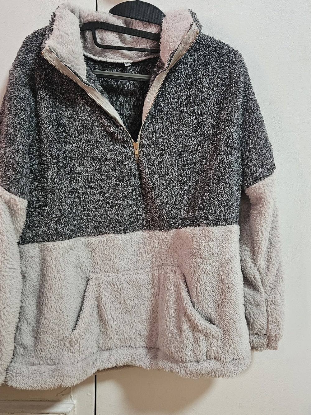 Cozy Two-Tone Plush Half-Zip Sweater - Gray/Cream